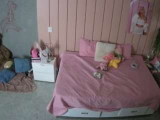 voyeurcam-casa-salsa-bedroom-1