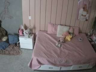 voyeurcam-casa-salsa-bedroom-1