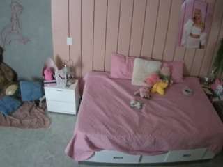 voyeurcam-casa-salsa-bedroom-1