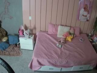 voyeurcam-casa-salsa-bedroom-1