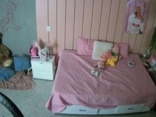 voyeurcam-casa-salsa-bedroom-1