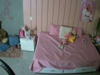 voyeurcam-casa-salsa-bedroom-1