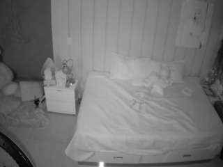 voyeurcam-casa-salsa-bedroom-1