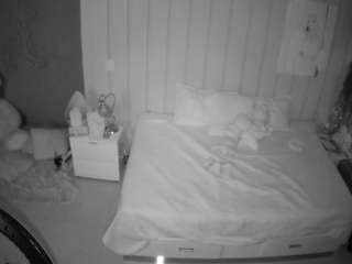 voyeurcam-casa-salsa-bedroom-1