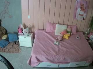 voyeurcam-casa-salsa-bedroom-1