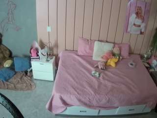 voyeurcam-casa-salsa-bedroom-1