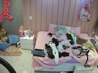 voyeurcam-casa-salsa-bedroom-1