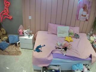 voyeurcam-casa-salsa-bedroom-1