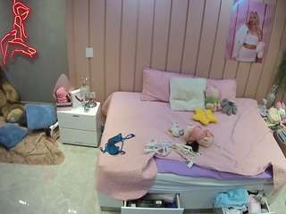 voyeurcam-casa-salsa-bedroom-1