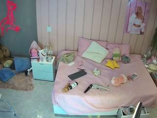 voyeurcam-casa-salsa-bedroom-1