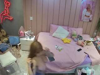 voyeurcam-casa-salsa-bedroom-1