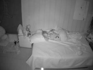 voyeurcam-casa-salsa-bedroom-1
