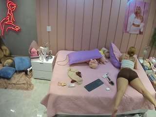 voyeurcam-casa-s... Live Webcam on CamSoda