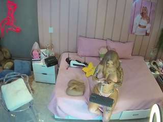 voyeurcam-casa-s... Live Webcam on CamSoda