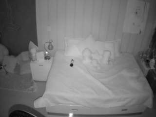voyeurcam-casa-salsa-bedroom-1 - Live HD Webcam