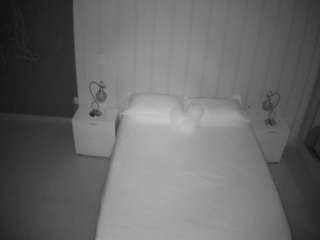 voyeurcam-casa-salsa-bedroom-1