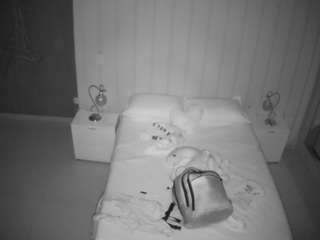 voyeurcam-casa-salsa-bedroom-1
