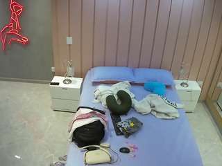 voyeurcam-casa-salsa-bedroom-1 camsoda