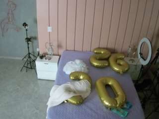 voyeurcam-casa-salsa-bedroom-1