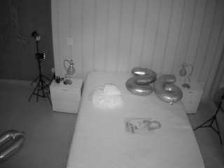 voyeurcam-casa-salsa-bedroom-1