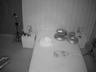 voyeurcam-casa-salsa-bedroom-1