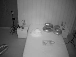 voyeurcam-casa-salsa-bedroom-1