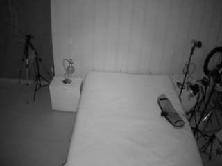 voyeurcam-casa-salsa-bedroom-1
