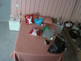 voyeurcam-casa-salsa-bedroom-1