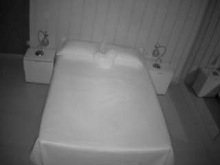 voyeurcam-casa-salsa-bedroom-1