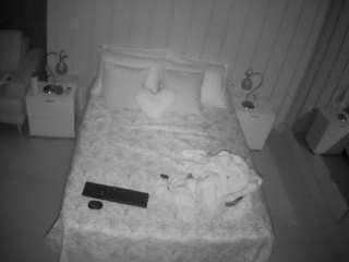 voyeurcam-casa-salsa-bedroom-1