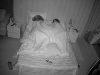 voyeurcam-casa-salsa-bedroom-1