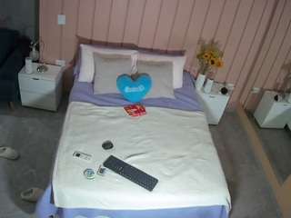 voyeurcam-casa-salsa-bedroom-1 camsoda