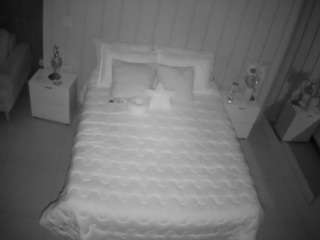 voyeurcam-casa-salsa-bedroom-1