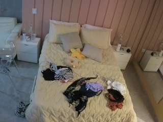 voyeurcam-casa-salsa-bedroom-1