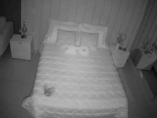voyeurcam-casa-salsa-bedroom-1 webcam