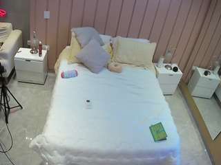 voyeurcam-casa-salsa-bedroom-1