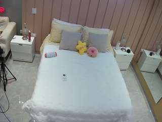 voyeurcam-casa-salsa-bedroom-1