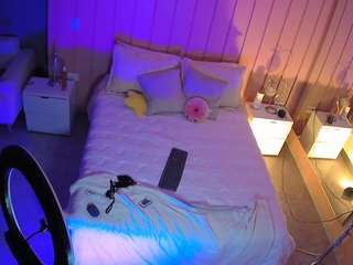 voyeurcam-casa-salsa-bedroom-1