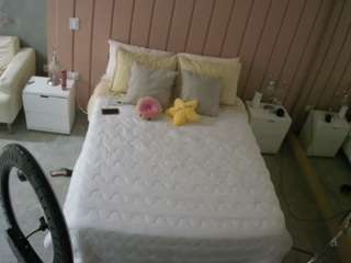 voyeurcam-casa-salsa-bedroom-1