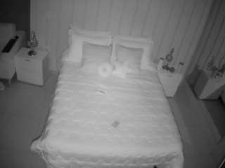 voyeurcam-casa-salsa-bedroom-1 webcam