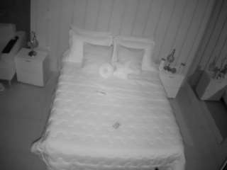 voyeurcam-casa-salsa-bedroom-1 webcam
