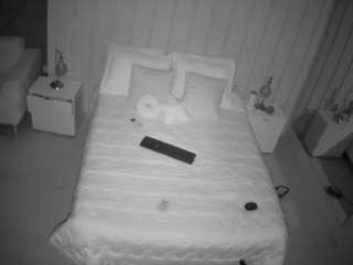 voyeurcam-casa-salsa-bedroom-1