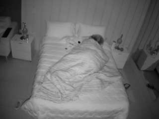 voyeurcam-casa-salsa-bedroom-1