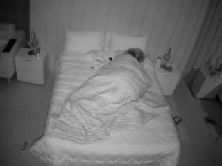 voyeurcam-casa-salsa-bedroom-1