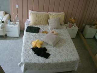 voyeurcam-casa-salsa-bedroom-1