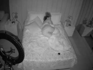voyeurcam-casa-salsa-bedroom-1 camsoda