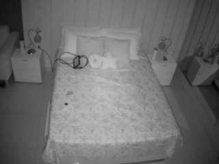 voyeurcam-casa-salsa-bedroom-1
