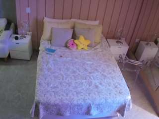 voyeurcam-casa-salsa-bedroom-1