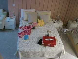 voyeurcam-casa-salsa-bedroom-1