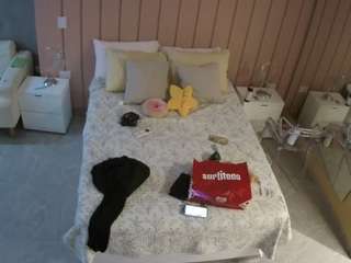 voyeurcam-casa-salsa-bedroom-1
